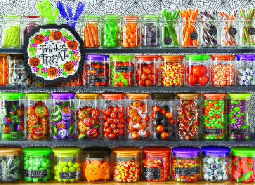 CHIC – Trick or Treat Board © Cobble Hill Image Collection